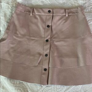 Soft rose pink faux leather button up skirt. Tiered layers. Large. EUC